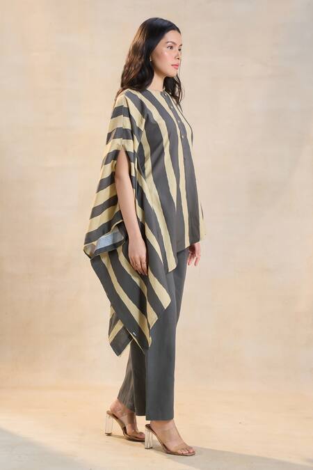 Buy Vedika M Brown Linen Round Neck Striped Noon Kaftan Set Online at Aza Fashions Buy_Vedika M_Brown Linen Round Neck Striped Noon Kaftan Set _Online_at_Aza_Fashions