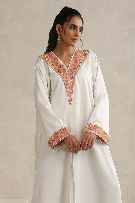 Wazir C_White Satin Embroidery V-neck Nargis Abaya _at_Aza_Fashions
