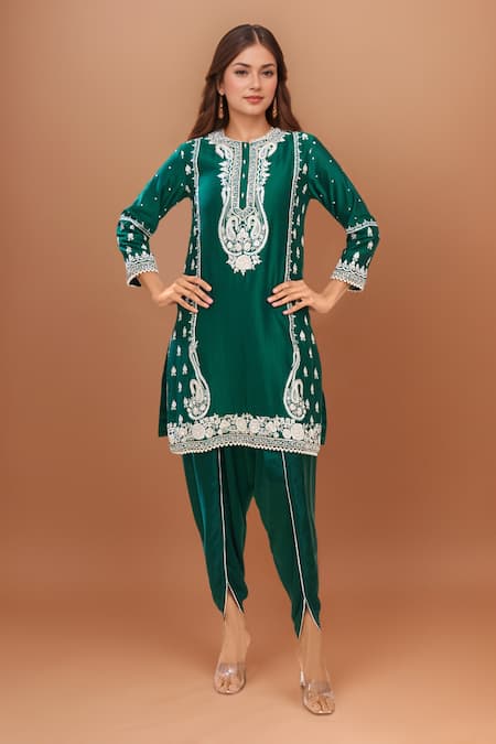 Sheetal Batra Emerald Green Embroidery Round Neck Kurta And Dhoti Set 