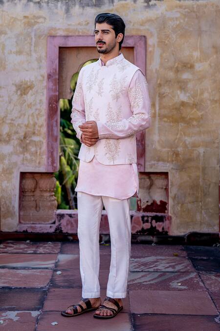 Buy_Nafs_Pink Chanderi, Satin, Linen Embroidery Floral Kurta Set _Online_at_Aza_Fashions