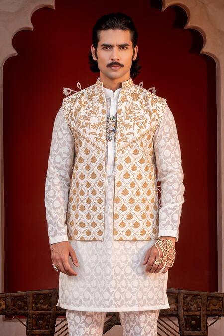 Nafs Ivory Chanderi Zari Embroidered Kurta Set Online at Aza Fashions Nafs_Ivory Chanderi Zari Embroidered Kurta Set _Online_at_Aza_Fashions