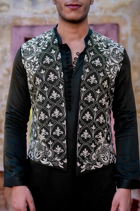 Buy Nafs Olive Green Linen, Silk Embroidery Dori Work Bundi Set Buy_Nafs_Olive Green Linen, Silk Embroidery Dori Work Bundi Set