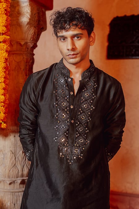 Nafs Black Mirror Work Chanderi Kurta Set 