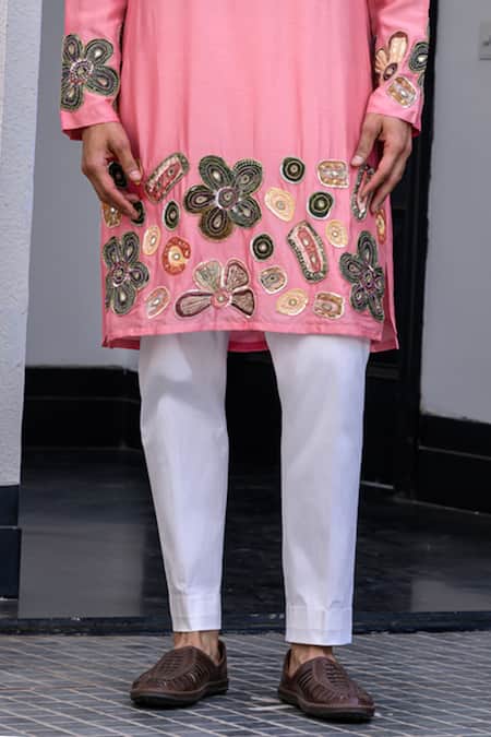 Juhi Bengani Pink Cotton, Silk Embroidery Kurta Set Online at Aza Fashions Juhi Bengani_Pink Cotton, Silk Embroidery Kurta Set _Online_at_Aza_Fashions