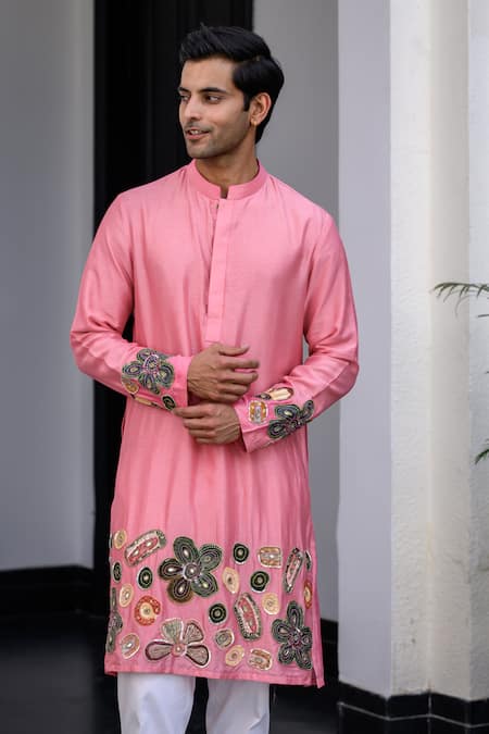 Juhi Bengani Pink Cotton, Silk Embroidery Kurta Set at Aza Fashions Juhi Bengani_Pink Cotton, Silk Embroidery Kurta Set _at_Aza_Fashions