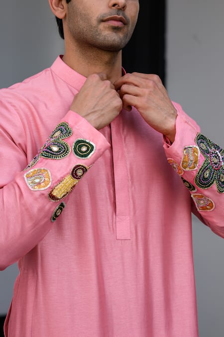 Shop Juhi Bengani Pink Cotton, Silk Embroidery Kurta Set Shop_Juhi Bengani_Pink Cotton, Silk Embroidery Kurta Set