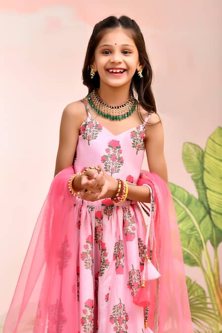 Yuvraani Jaipur_Pink Chanderi, Cotton, Net Tassels Floral Lehenga Set For Girls _Online_at_Aza_Fashions