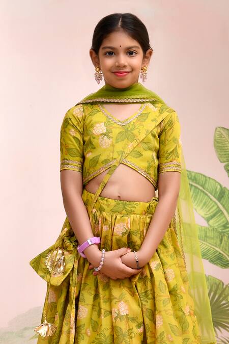 Yuvraani Jaipur_Yellow Muslin, Cotton, Net Tassels Green Designer Lehenga Set _Online_at_Aza_Fashions
