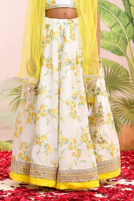 Yuvraani Jaipur_Ivory Chanderi, Cotton, Net And Yellow Designer Lehenga Set _at_Aza_Fashions