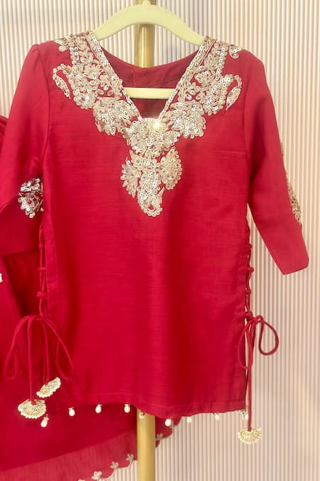 Rage Attire-Sweta Saria_Red Net Embroidery, Sequins Designer Paijali Lehenga Set _Online_at_Aza_Fashions