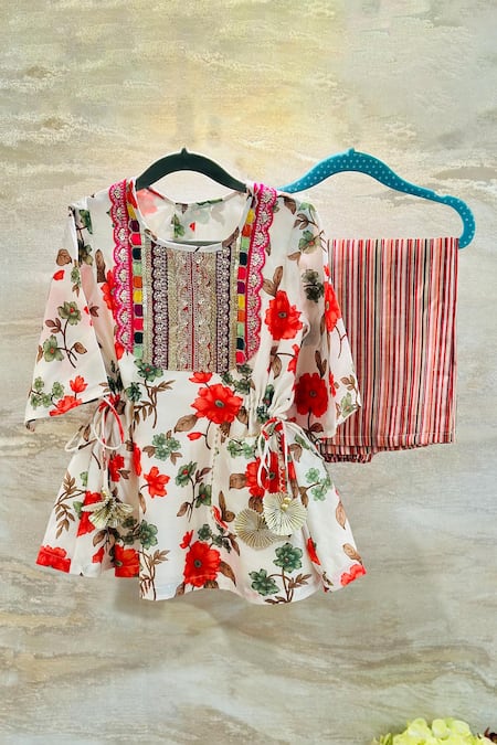 Rage Attire-Sweta Saria Floral Printed Kurta Set 