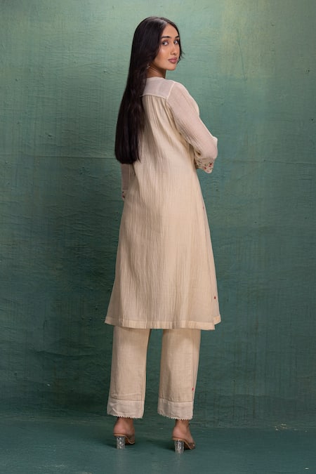 Kahani Lush Cream Chanderi Embroidery Round Neck Machine Cord Set Online at Aza Fashions Kahani Lush_Cream Chanderi Embroidery Round Neck Machine Cord Set _Online_at_Aza_Fashions