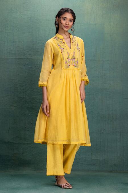 Buy_Kahani Lush_Yellow Cotton Embroidery Collared Machine Kurta Set _Online_at_Aza_Fashions