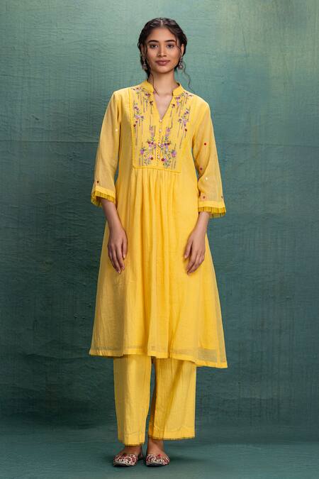 Shop_Kahani Lush_Yellow Cotton Embroidery Collared Machine Kurta Set _Online_at_Aza_Fashions