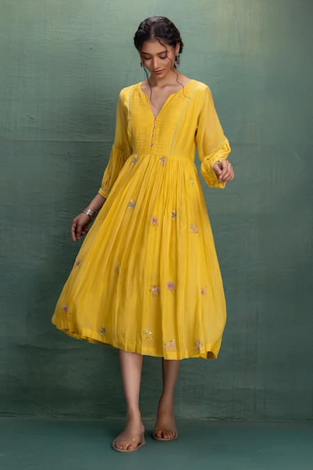 Buy_Kahani Lush_Yellow Chanderi Embroidery V-neck Hand Midi Dress _Online_at_Aza_Fashions