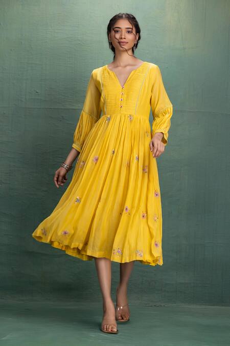 Shop_Kahani Lush_Yellow Chanderi Embroidery V-neck Hand Midi Dress _Online_at_Aza_Fashions
