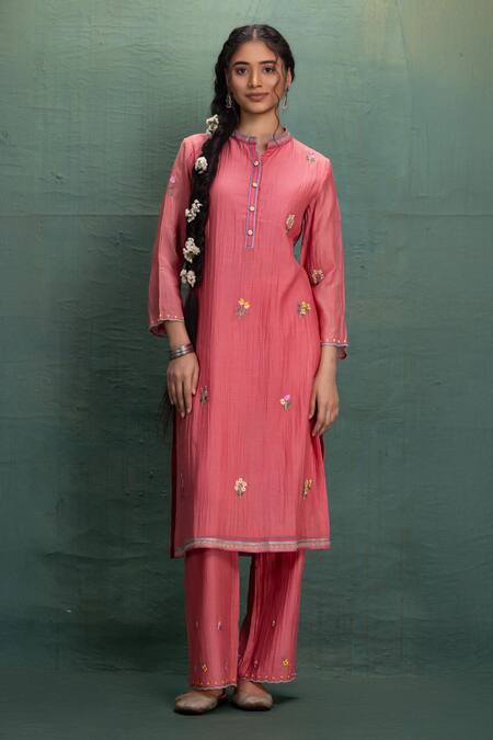 Buy_Kahani Lush_Pink Chanderi Embroidery Mandarin Collar Machine Kurta Set _Online_at_Aza_Fashions