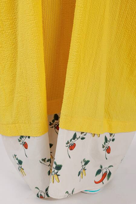 Nikasha Yellow Cotton Round Neck Chilly Print Kaftan at Aza Fashions Nikasha_Yellow Cotton Round Neck Chilly Print Kaftan _at_Aza_Fashions