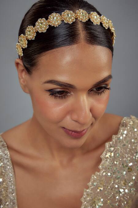 Shop Vivinia By Vidhi Mehra Gold Plated Kundan Polki Mathapatti Online at Aza Fashions Shop_Vivinia By Vidhi Mehra_Gold Plated Kundan Polki Mathapatti _Online_at_Aza_Fashions