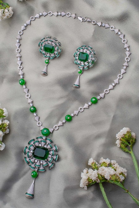Buy Vivinia By Vidhi Mehra Silver Plated Zari Designer Green Jewellery Set Buy_Vivinia By Vidhi Mehra_Silver Plated Zari Designer Green Jewellery Set