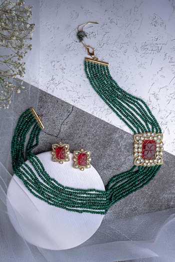 Shop_Vivinia By Vidhi Mehra_Gold Plated Zari Green Kundan Polki Necklace And Earring Set 