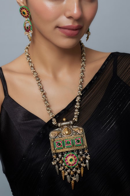 Buy_Vivinia By Vidhi Mehra_Multi Color Kundan Polki Necklace And Earring Set 