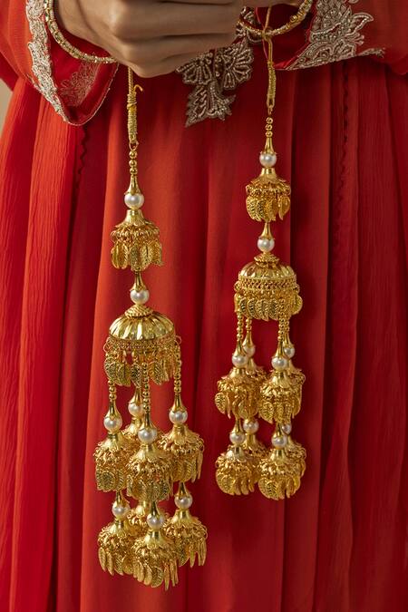 Shop Vivinia By Vidhi Mehra Gold Plated Kundan Polki Kaleeras Online at Aza Fashions Shop_Vivinia By Vidhi Mehra_Gold Plated Kundan Polki Kaleeras _Online_at_Aza_Fashions