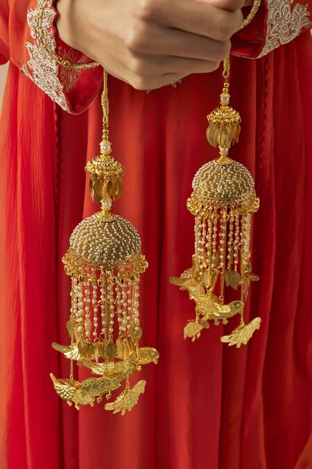 Vivinia By Vidhi Mehra Gold Plated Kundan Polki Designer Kaleeras Online at Aza Fashions Vivinia By Vidhi Mehra_Gold Plated Kundan Polki Designer Kaleeras _Online_at_Aza_Fashions