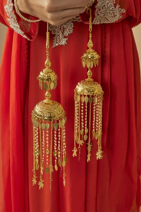 Buy Vivinia By Vidhi Mehra Gold Plated Kundan Polki Designer Kaleeras Online at Aza Fashions Buy_Vivinia By Vidhi Mehra_Gold Plated Kundan Polki Designer Kaleeras _Online_at_Aza_Fashions