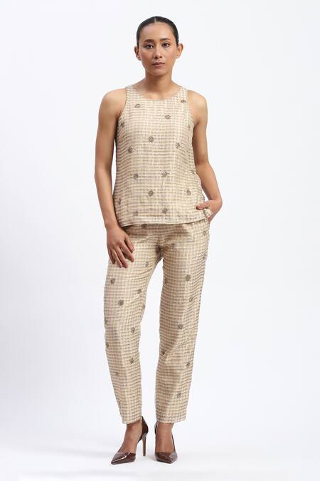 Buy_Abraham And Thakore_Gold Chanderi Embroidery Round Neck Maheshwar Top 