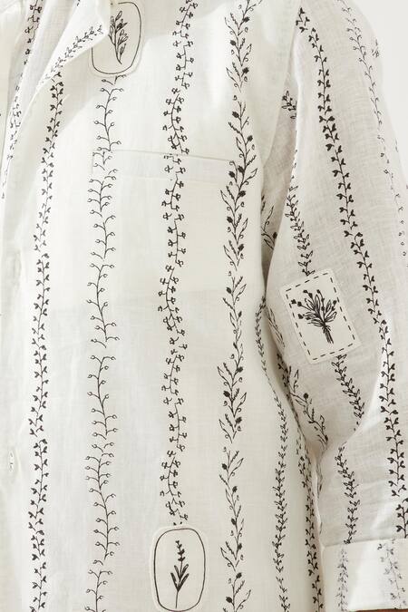Son Of A Noble Snob White Linen Embroidery, Applique Madox Vine Bundi Kurta Set at Aza Fashions Son Of A Noble Snob_White Linen Embroidery, Applique Madox Vine Bundi Kurta Set _at_Aza_Fashions
