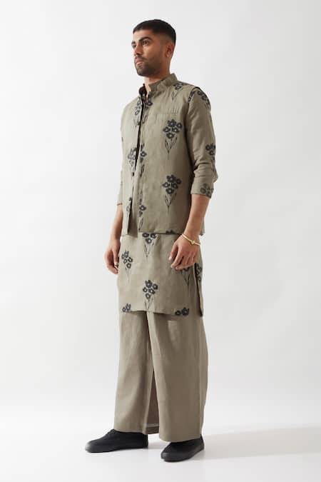 Buy_Son Of A Noble Snob_Olive Green Linen Embroidery Madox Farm Bundi Kurta Set _Online_at_Aza_Fashions