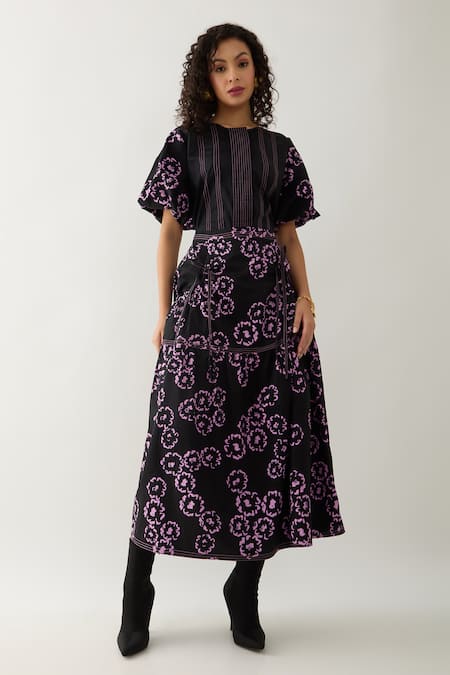 Son of A Noble Snob Black Cotton Satin Round Neck Queen Co-ord Set With Floral Skirt 