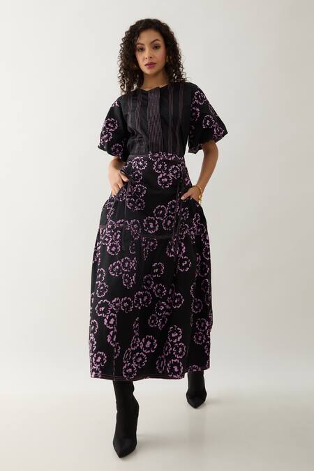 Son Of A Noble Snob_Black Cotton Satin Round Neck Queen Co-ord Set With Floral Skirt _at_Aza_Fashions