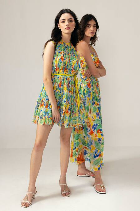 Reena Sharma_Multi Color Cotton Round Neck Isha Ditsy Short Dress _Online_at_Aza_Fashions