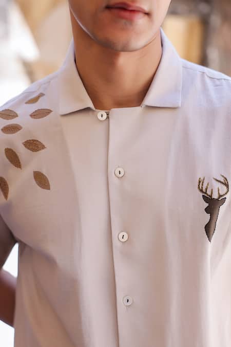 Buy_Raw & Rustic By Niti Bothra_Ivory Linen, Cotton Embroidery Deer Cuban Collar Shirt 