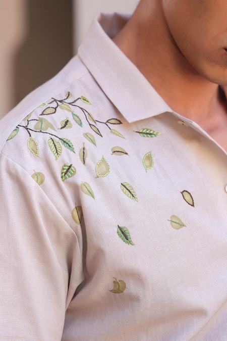 Buy_Raw & Rustic By Niti Bothra_Ivory Embroidery Elephant Cuban Collar Shirt _Online_at_Aza_Fashions