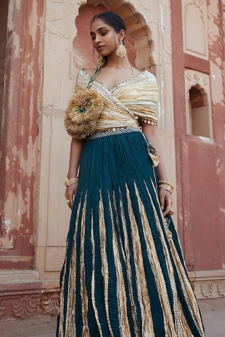 Etasha By Asha Jain_Green Silk V-neck Bottle Fusion Lehenga Set _at_Aza_Fashions