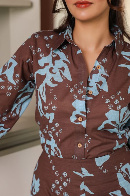 B'Infinite Brown Cotton Collared Floral Print Shirt at Aza Fashions B'Infinite_Brown Cotton Collared Floral Print Shirt _at_Aza_Fashions