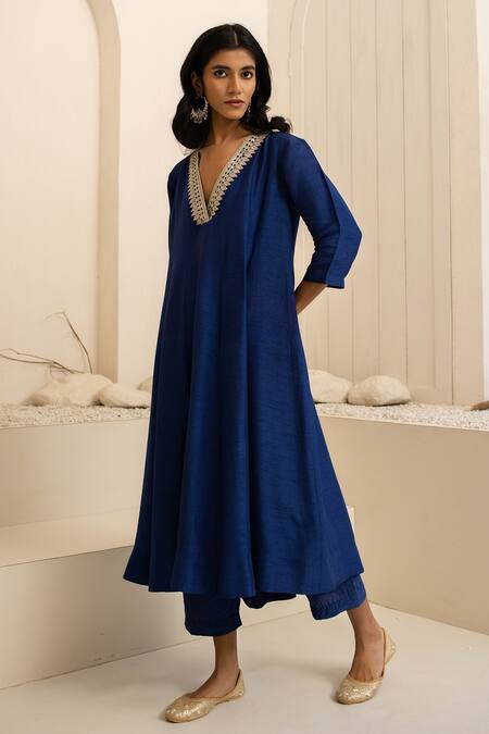 Tuli_Navy Silk, Cotton Embroidery V-neck Blue Kalidaar Dola Kurta Set _Online_at_Aza_Fashions