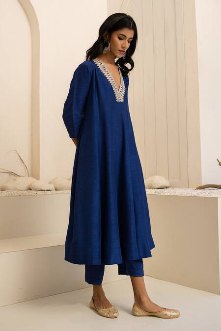 Tuli_Navy Silk, Cotton Embroidery V-neck Blue Kalidaar Dola Kurta Set _at_Aza_Fashions
