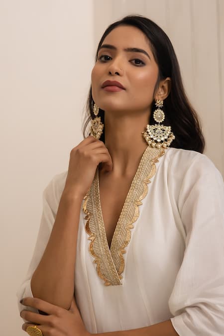 Tuli_Ivory Silk, Cotton V-neck Dola Anarkali Kurta Set _at_Aza_Fashions