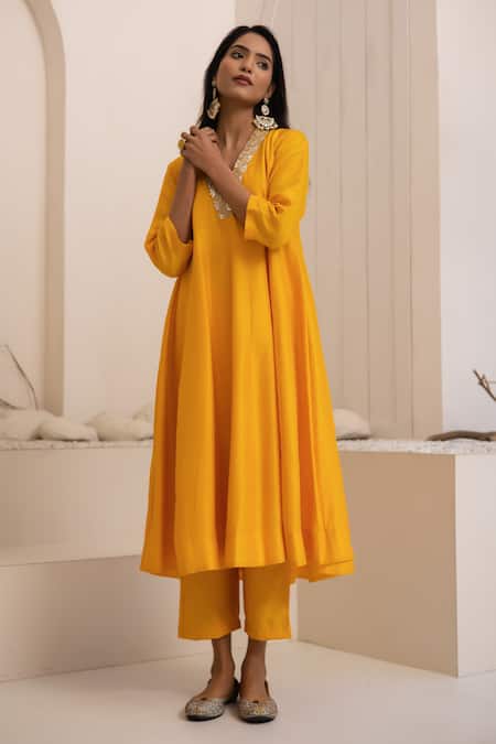 Shop_Tuli_Yellow Silk, Cotton Sequins V-neck Kali Kalidaar Dola Kurta Set _Online_at_Aza_Fashions