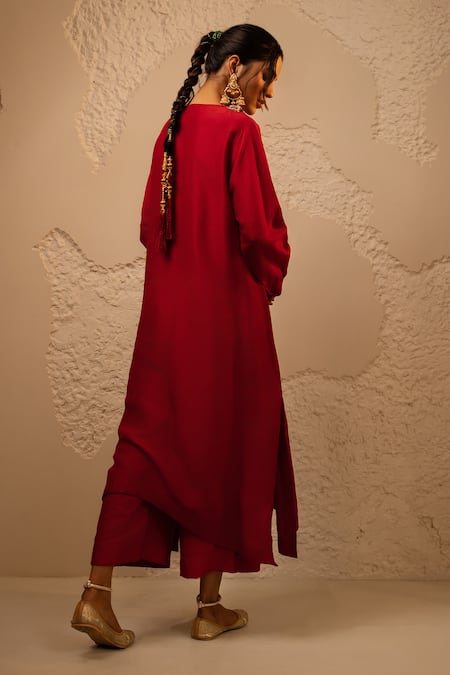 Tuli Anar Red A-line Dola Silk Kurta Set 