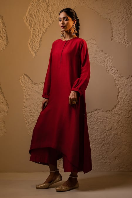Buy_Tuli_Red Silk, Cotton Round Neck Anar A-line Dola Kurta Set _Online_at_Aza_Fashions