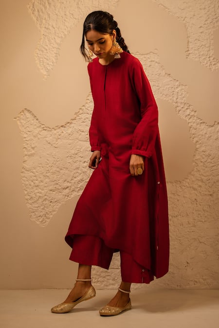 Shop_Tuli_Red Silk, Cotton Round Neck Anar A-line Dola Kurta Set _Online_at_Aza_Fashions