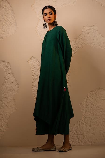 Shop_Tuli_Emerald Green Silk, Cotton Round Neck Dola Kurta Set _Online_at_Aza_Fashions