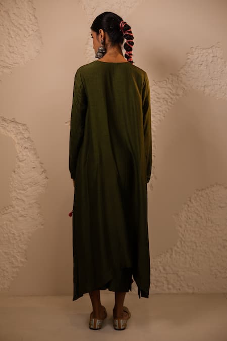 Tuli Olive Green Dola Silk Kurta Set 