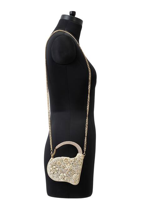 Anaar White Fabric Flowers, Beads Swan Annette Floral Clutch Online at Aza Fashions Anaar_White Fabric Flowers, Beads Swan Annette Floral Clutch _Online_at_Aza_Fashions