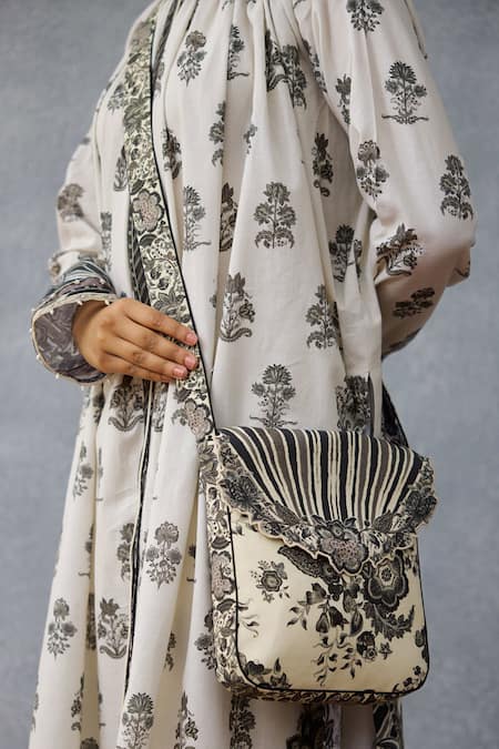 Torani_Black Embroidery Kalamkari Aashi Sling Bag _at_Aza_Fashions